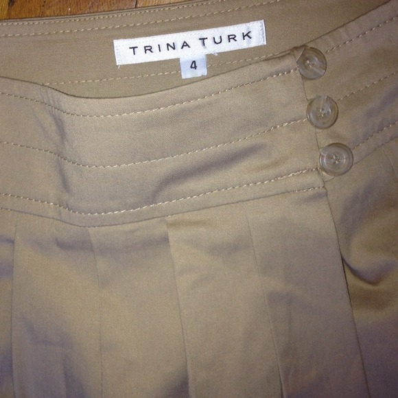 Trina Turk skirt sz 4 khaki tan - Picture 2 of 2