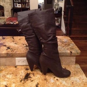 🎉🎉Host Pick!!! 🎉🎉Jessica Simpson Boots