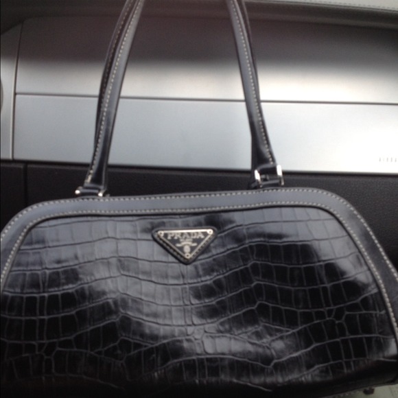 Black purse good & clean condition no trade lowest