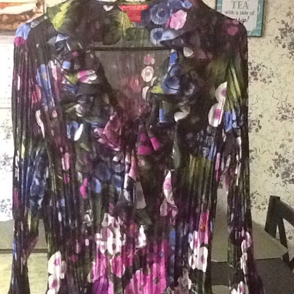 Ladies blouse/SOLD