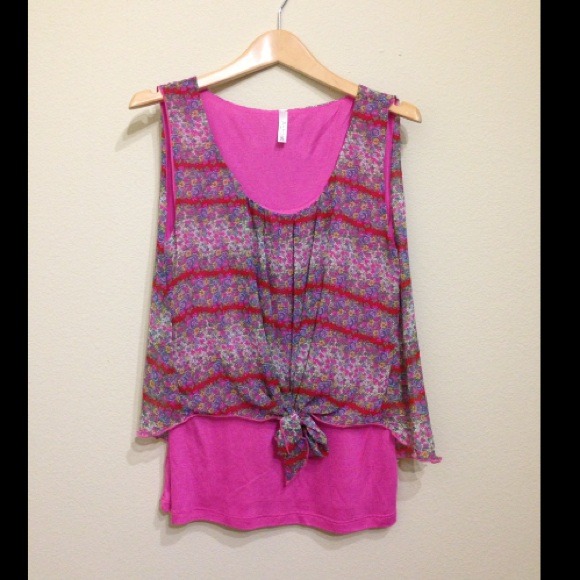 Pink flower print top