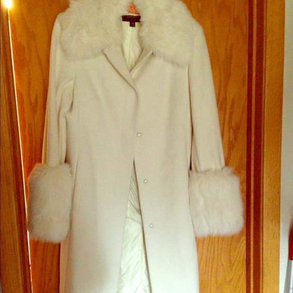 Express cream colored wool coat- gorgeous!