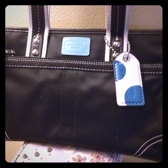 Auth Coach bag