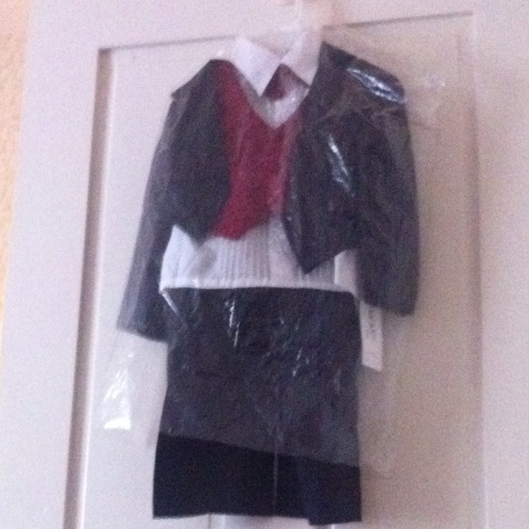 🚫reServed🚫NWT boys 3T tuxedo