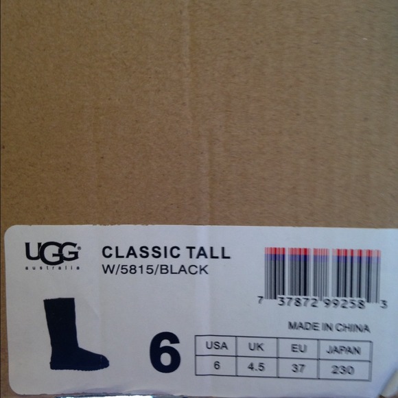UGGS Classic Black Boots!!!!! Size 6