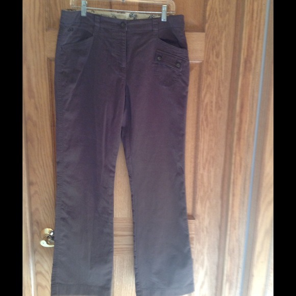 Very nice Lole casual pants