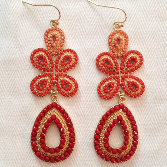 🚫SOLD🚫Coral & Gold Bohemian Statement Earrings