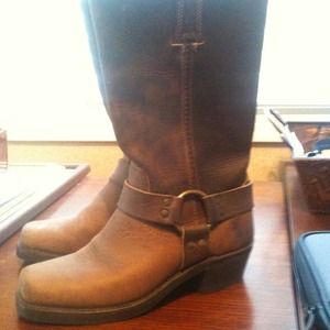 REDUCED! Brown Frye motorcycle boots - size 6.5.