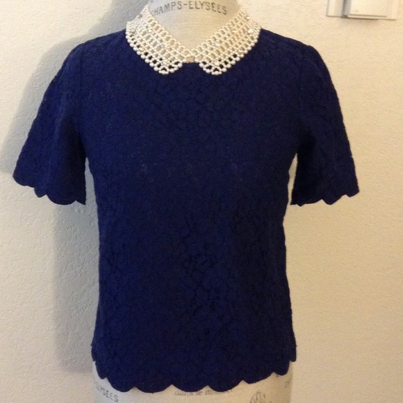 ❌Sold❌Madewell lace top in dark blue