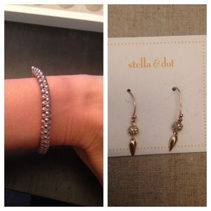 Stella and dot bundle