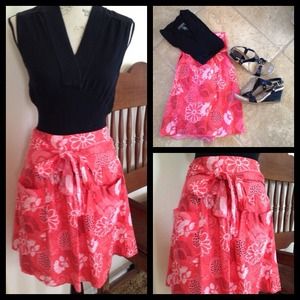 🎀SOLD🎀 @krissybon Guess Peasant Style Skirt