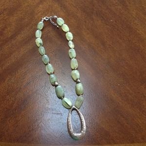 REDUCED Beautiful Silpada statement necklace