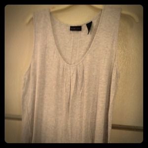 Sold/bundle💋CUTE GREY TANK💋