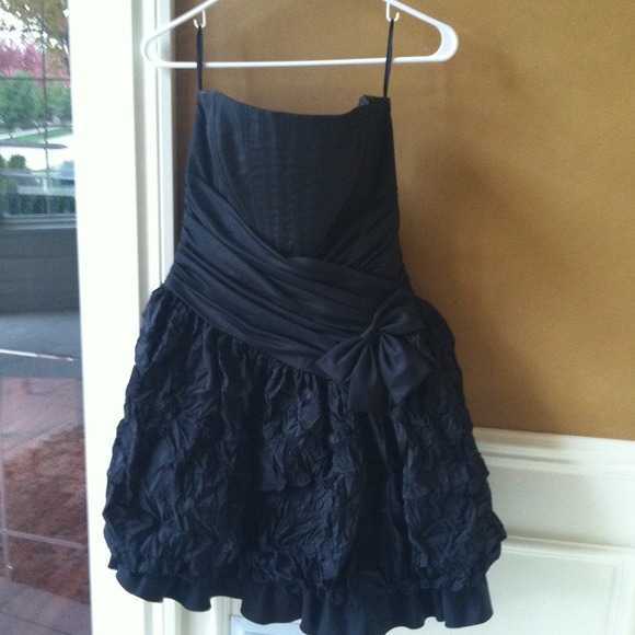 Jessica McClintock Black Party/Formal Dress - Picture 1 of 3