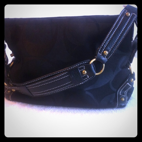 Signature coach median hobo bag by coach # 10619