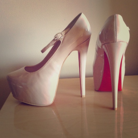 2 pair of shoes Nude Patent and PU size 7 BNIB