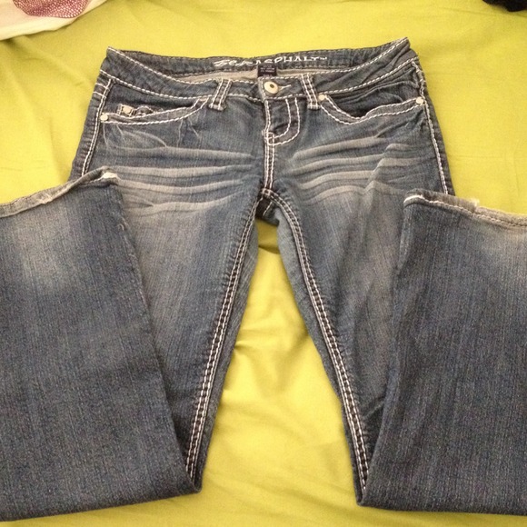 Your new favorite jeans!! - Picture 1 of 3