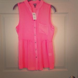 NWT Vanity sheer top