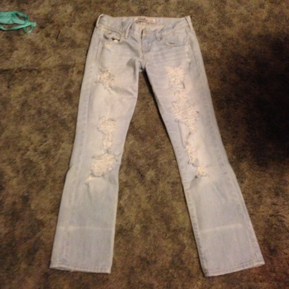 Cropped destroyed hollister jeans