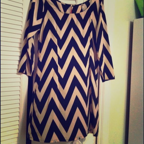 Sold**  ****Chevron dress