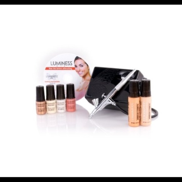 !! SOLD!! BRAND NEW Luminess Air System