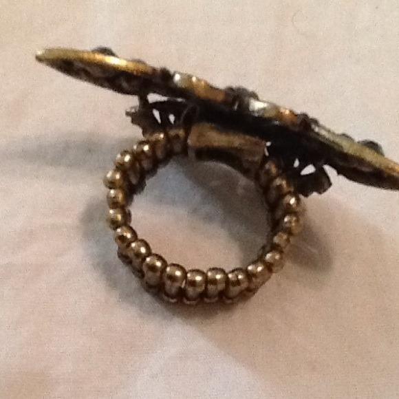 Adjustable butterfly ring - Picture 2 of 3