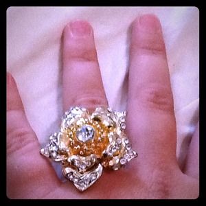 Gold Flower Ring!