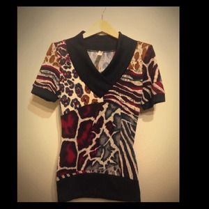 V neck animal print top