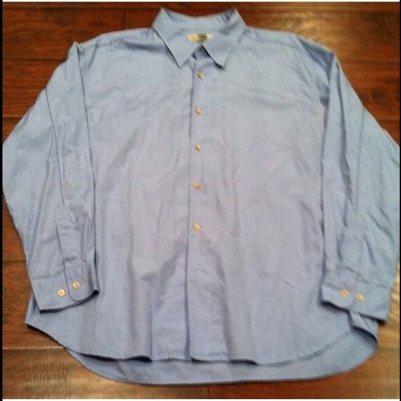 ⬇️️REDUCED⬇️Men's  Tommy Bahama blue shirt!