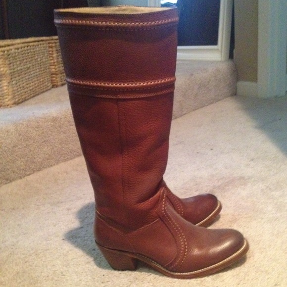 Frye Boots - Frye Jane 14 tall pull-on Boots Redwood leather 7