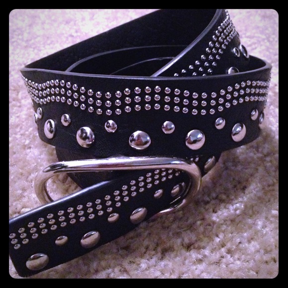 Black leather belt