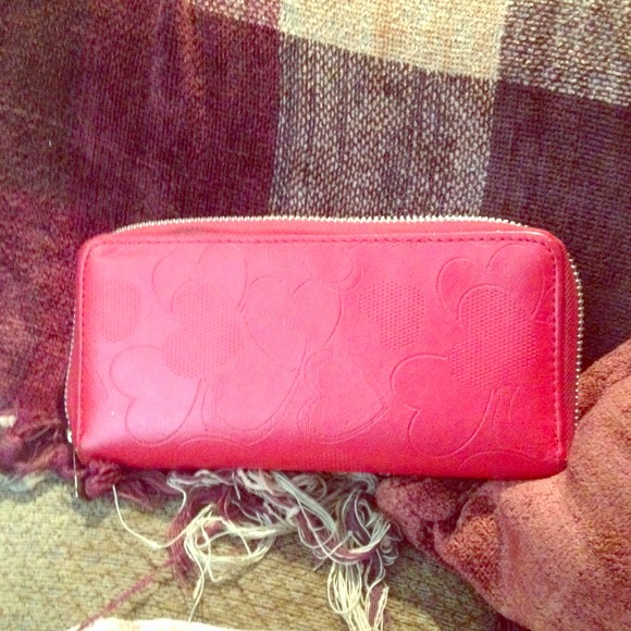 Red wallet