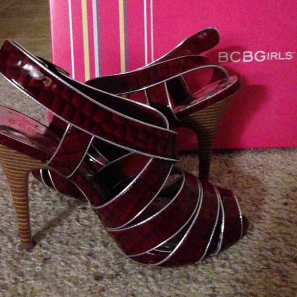 Brand new pair of BCBG heels