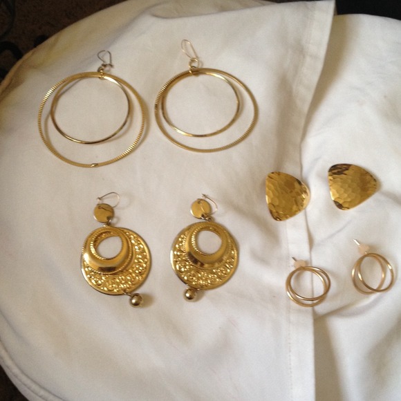 Gold earrings