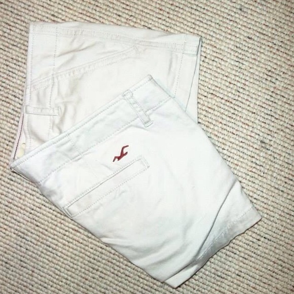 Hollister Cream Colored Shorts