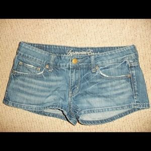 American Eagle Denim Shorts !