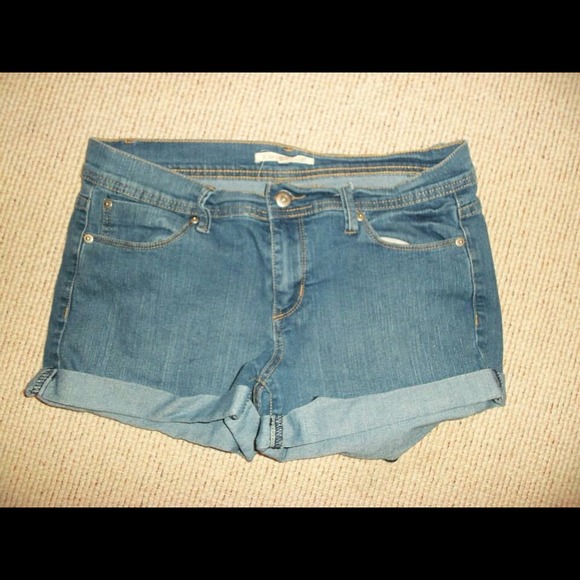 Forever 21 Denim shorts! - Picture 1 of 1