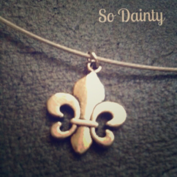 Fleur de lis Necklace or Bracelet