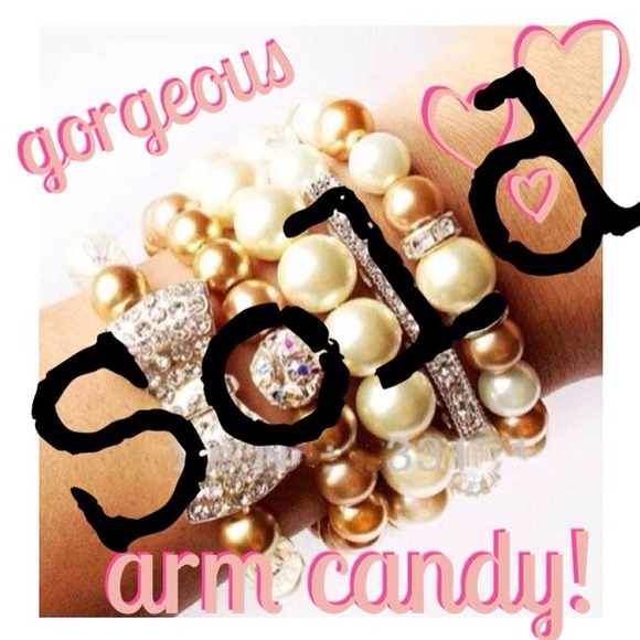 ❗️BUNDLED❗️Gorgeous Sparkly Bow/Pearls Arm Candy