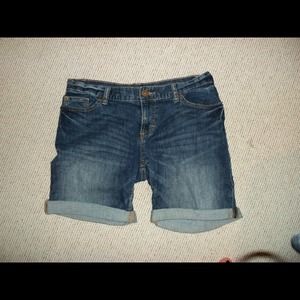 Boy Friend Jean Denim Shorts!!!!