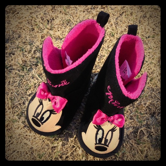 MM Disney Boots - 🚫SOLD SOLD🚫🎀Minnie Mouse Infant Boots🎀