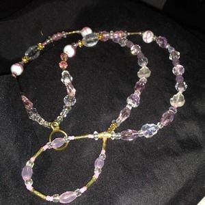 Brest cancer neckless
