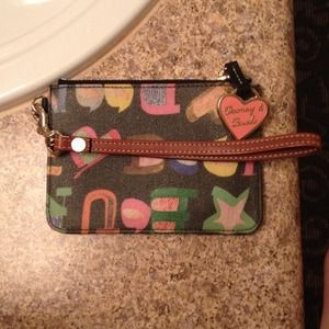 Dooney and bourke wristlet