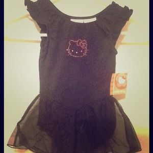Hold !leotard with pink hello kitty!
