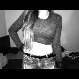Knit sweater crop top
