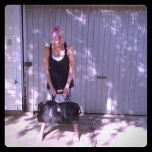 Extra pics of duffle bag