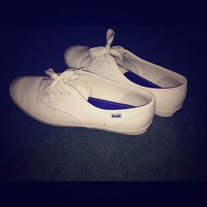 RESERVED Keds