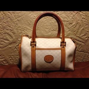 Gifted to june850 auth Gucci top handle