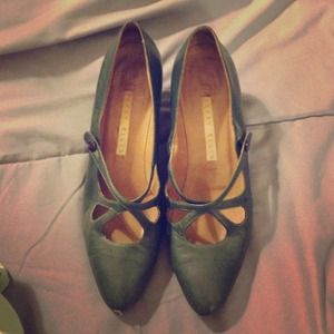 Perry Ellis vintage heels