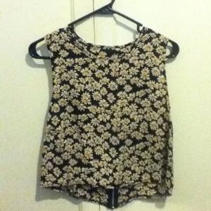 Brandy melville daisy top